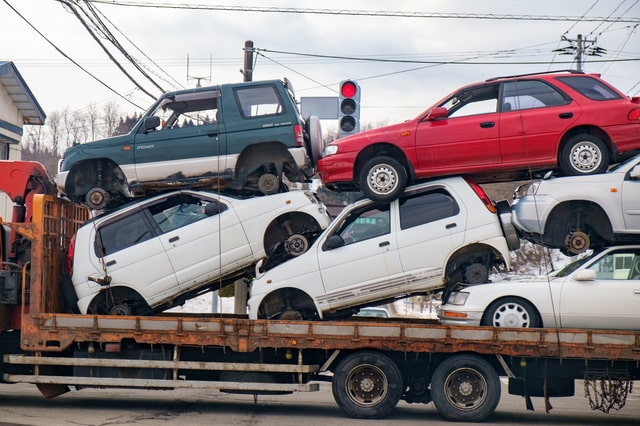 軽自動車を廃車する方法！必要書類や還付金の受け取り条件も解説